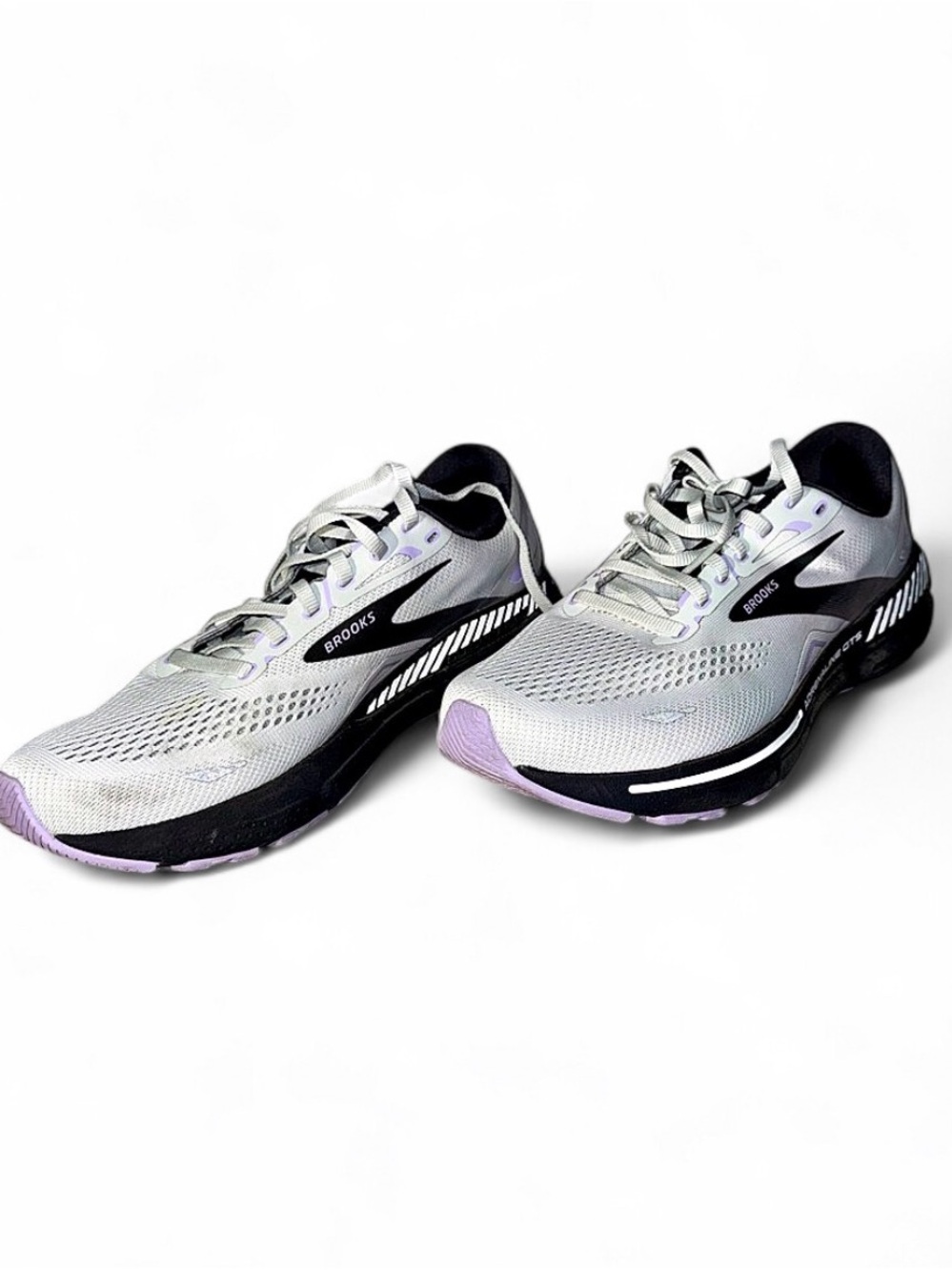 Brooks Women's Silver & Lavender Running Sneakers